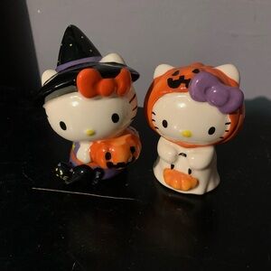 Sanrio Hello Kitty Halloween Witch And Ghost Salt And Pepper Shakers